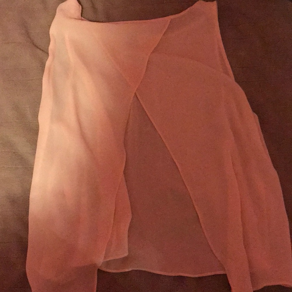 Top - Picture 2 of 2